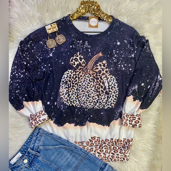 BRAND NEW WITH TAGS Leopard Pumpkin Dip-Dye Sweatshirt – Charcoal Fall Pullover - Picture 1 of 2